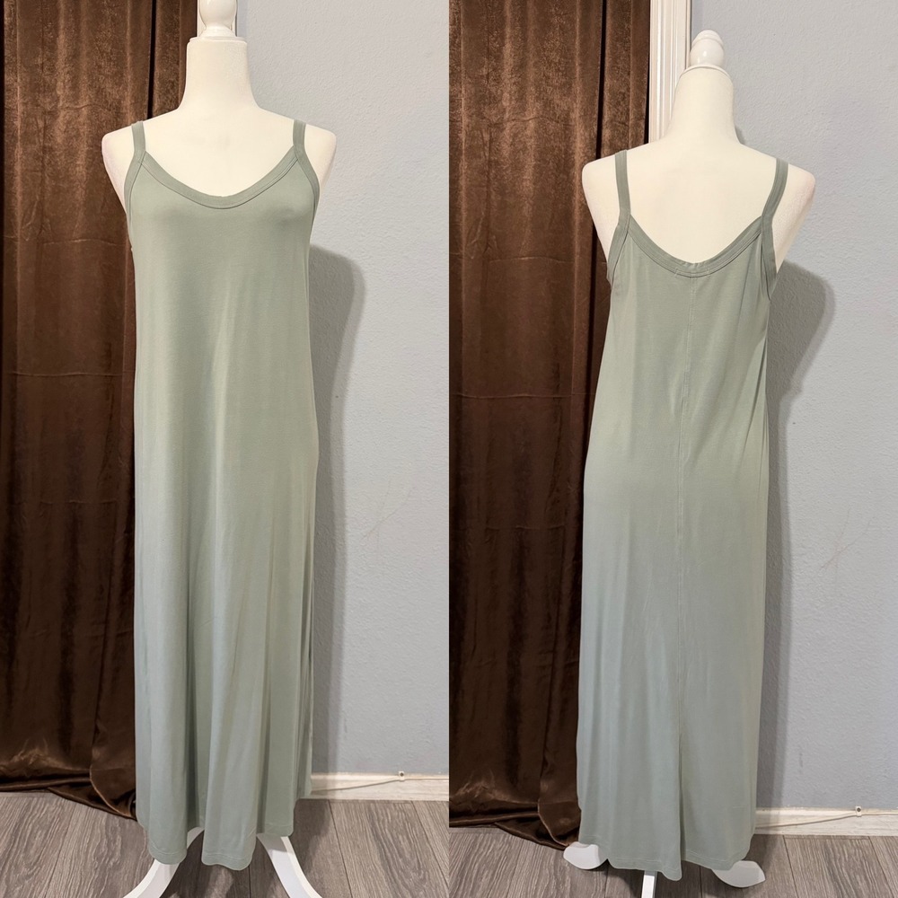 Loungewear Sage Green Rayon Tencel Maxi Dress Sz‎ M V-Neck Sleeveless Minimalist